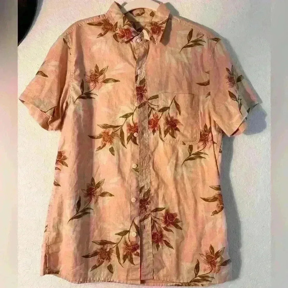 Button up Bundle - American Eagle Small & Huntington Beach large (smaller fit) - Picture 6 of 7